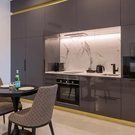 Meriton Suites Broadbeach Gold Coast Exterior photo Kitchen